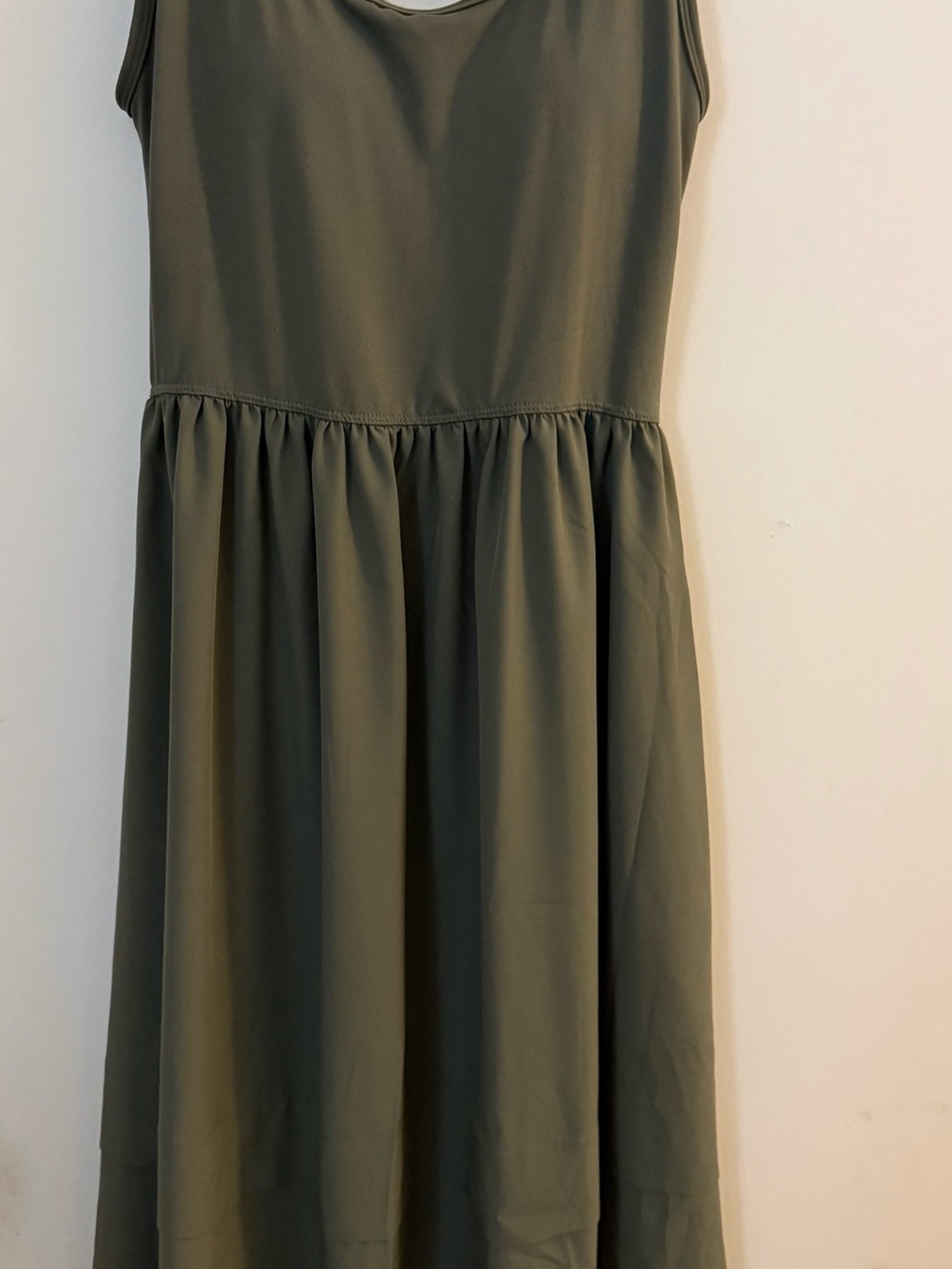 Serra Olive Green Sleeveless Midi Dress